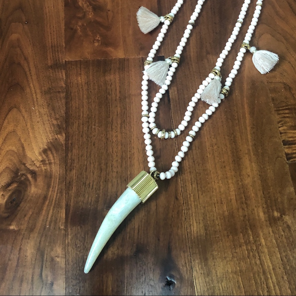 India Hicks free spirit necklace in Pink